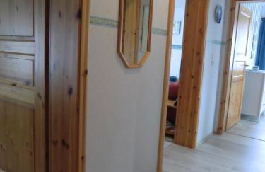 Böltser Hus Ferienwohnungen mit Strandkorb und Kamin 10 Gehminuten zum kurtaxefreien Sandstrand - Foto 55