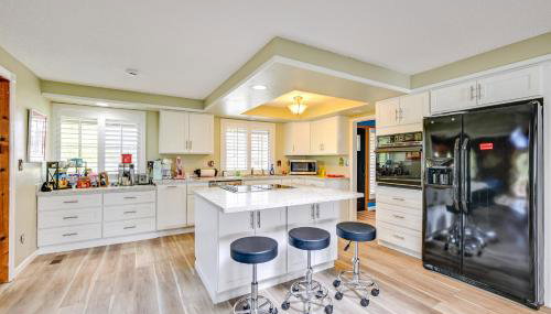 9 Mi to Spanaway Park Home with Indoor Hot Tub - Foto 3