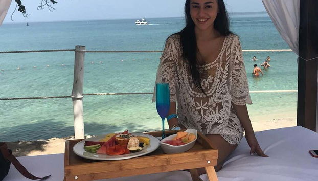 Dégustez un délicieux déjeuné face à la mer