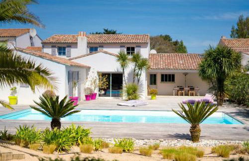 Maison au calme en lisière de forêt avec piscine chauffée - Foto 1