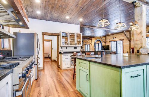 Maine Home with Hot Tub and Snowmobile Trail Access! - Foto 8