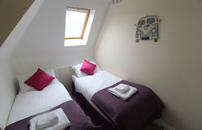 Westcliff House - 4 Bedrooms - Photo 5