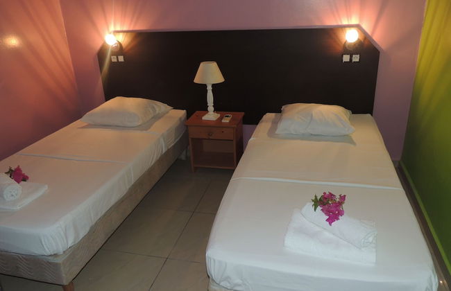 Hotel Gîtes Couleur Caraïbes - Photo 33