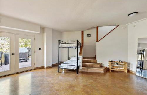 Currently Pending county approval - send message to inquire about future stays - Foto 29