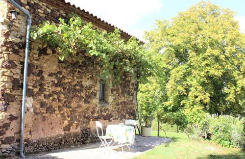 Charmante maison en pierre avec cheminée et animaux acceptés - FR-1-616-165 - Foto 1