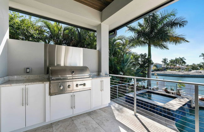 Marco Polo by Avantstay Waterfront 5bdr, Pool, Spa, Fire Pit, Walk to Beach - Foto 13