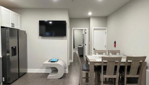 Charming 3BR 2BA with Private Patio - Foto 5