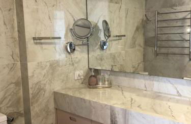 Praia do Santinho, de frente para mar - Foto 15