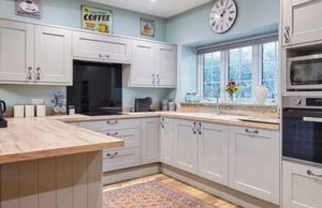 Host Stay Butterfly Cottage - Foto 16