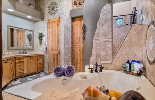 Quail Mountain Desert Resort: Heated Pool, Mt Vews, all BR's King & TV's, Hiking - Photo 18