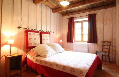 Charmante Maison de Ferme avec Cour Fermée, Proche Loisirs et Nature - FR-1-582-191 - Foto 5