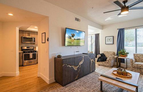 Walk to Westin Kierland , Family-Friendly Stay with Pool & Parking - N171 - Foto 59