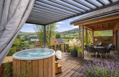 HUS - Chalet Lodges - Photo 1