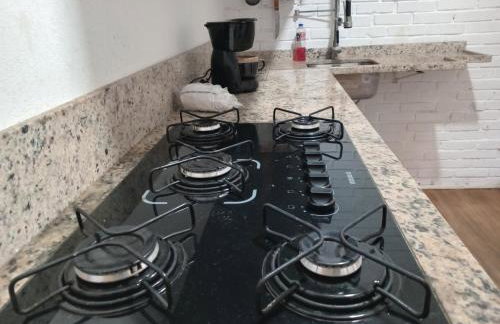 CHALÉ SIMPLES COM WI-FI SPLIT COZINHA COMPLETA SALA QUARTO BANHEIRO A 2 KM DO centro - Foto 14