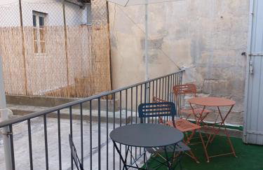 Avignon hyper centre Appartement terrasse 2 chambres - Photo 1