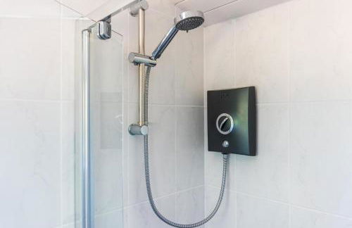 The Hideaway Hut - 1 Bed Shepherds Hut - Hereford - Photo 91