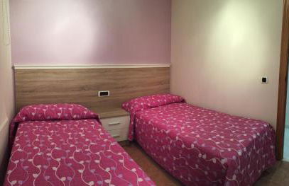 Tres dormitorios con magníficas vistas al mar - Foto 13