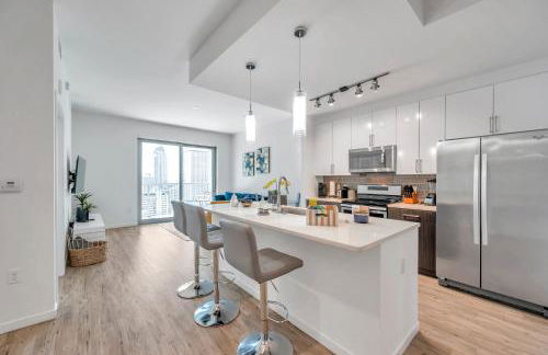 Luxury 1 BR with DEN Downtown Tampa Apt - City Views, Rooftop Pool, Workspace - Foto 6