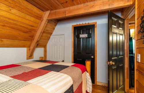 Hot Tub - Haven at the Red - Red River Gorge KY - Foto 24