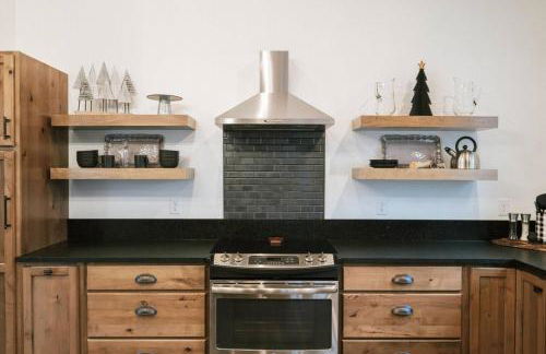 Hot-Tub Wifi Fireplace - Honeysuckle Bridge - Foto 18