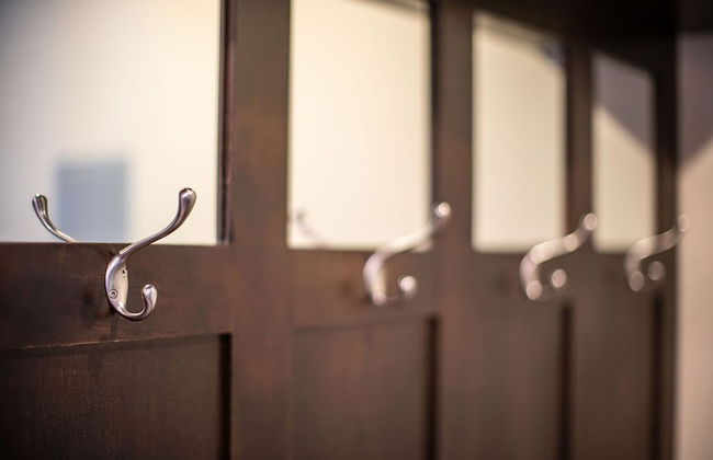 Selkirk Snug by Revelstoke Vacations - Photo 14