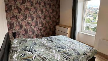 Studio 2ème étage - Centre-ville - Local vélos disponible - Foto 3