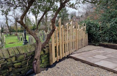 1750's cottage with open fire and beams - Foto 47