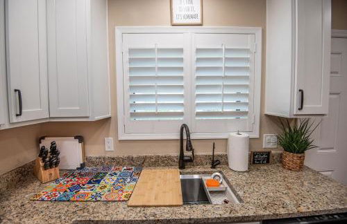 Cozy 1-Bedroom Getaway with All the Essentials - Foto 11