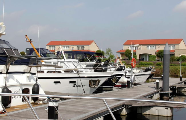 Tail-wagging Lake Escape - Photo 23