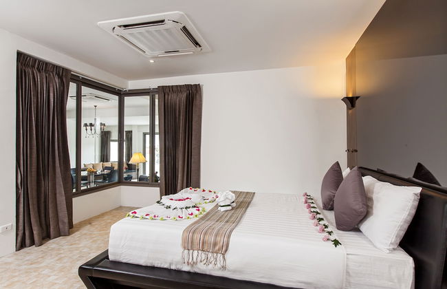 The Green Golf Residence Condominium - Photo 14