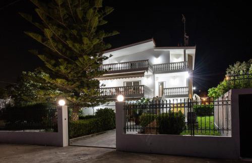 Villa Mairi - 2 private pools & Game Room near Athens - Foto 37