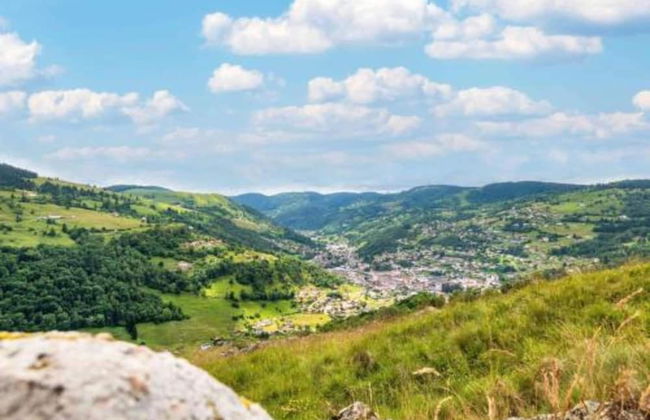 Chalet in La Bresse With Valley Views - Photo 35