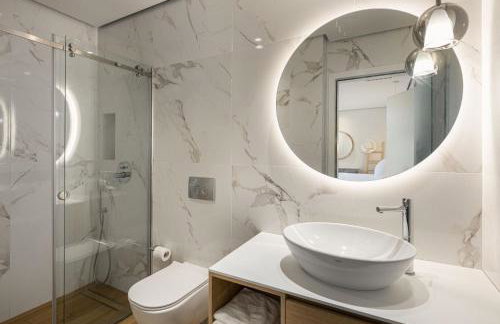 Luria Homes - Photo 10