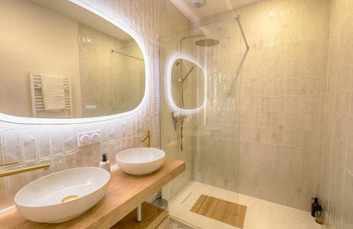 Escapade - Ciné privé, balnéo et jardin - Foto 7