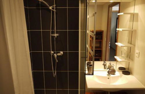 Résidence les Eucalyptus, Appart à 500m de la mer et du centre - Foto 9