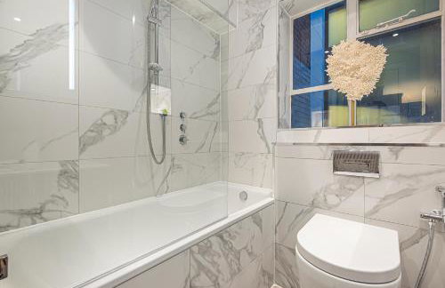 Modern 2Bd AC & Balcony - Foto 15