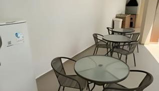 Apartamento completo, com vaga, varanda e piscina - Foto 5