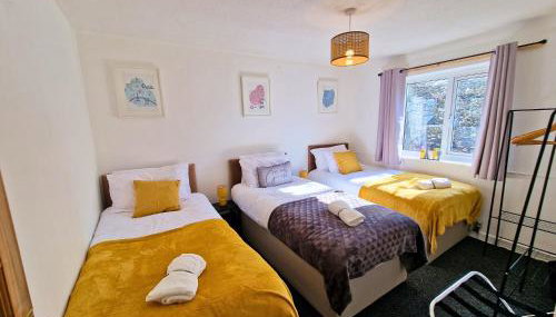 Spacious & comfy Home- very close to NEC Birmingham ,HS2 & Airport- Perfect for contractors & groups- free parking & Fast WiFi - Foto 4, towels