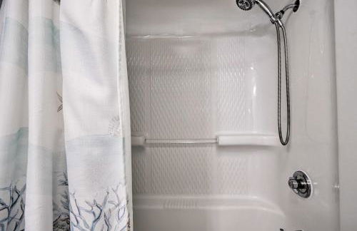 Luxury Oceanfront Condo in NMB with Resort Amenities - Foto 20