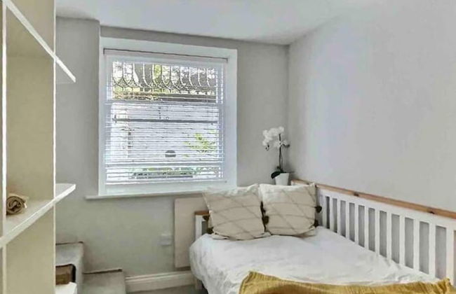 Walk Anywhere From This Cosy Central Flat - Foto 3