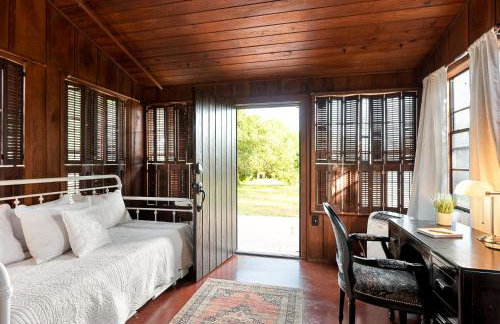 Cole Springs Historic Cottage - Foto 18