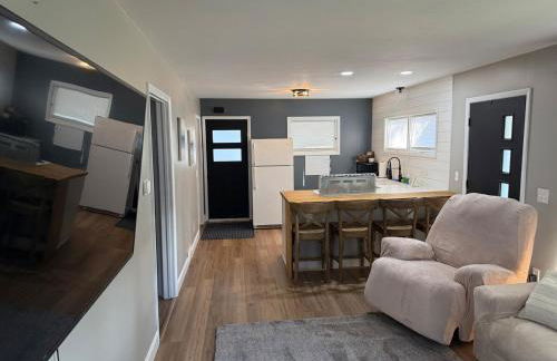 Home away from home with private yard - Foto 11