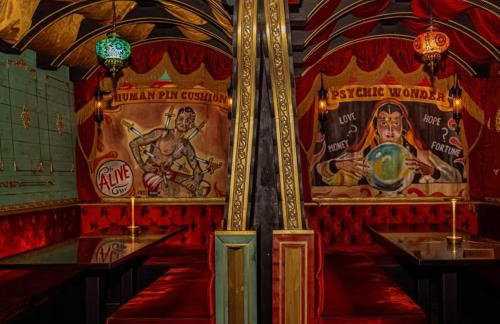 Two Decks to Enjoy Walk to 5 Points Faves Garage Close to Dining and Bars Board Games 10 Mins to Broadway 24 Hour Hospitality - Foto 46