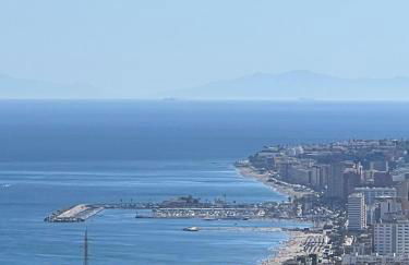 Alanzana Vista al Mar y Piscina Reserva del Higueron Benalmádena Málaga - Foto 2