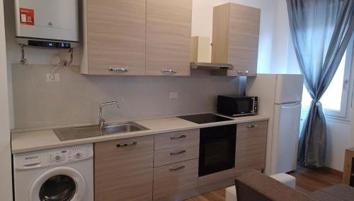 Garibaldi House - Photo 3