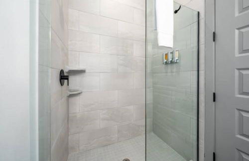 Luxury Apt with shopping and restaurants - Foto 12