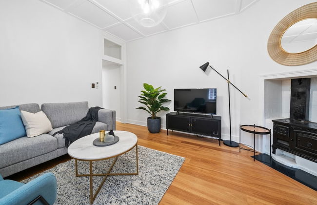 Harbour View Terrace House In The Heart Of The Rocks - Photo 18