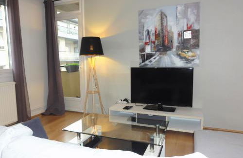 Le Voltaire -2 chambres- 70m2- HYPERCENTRE-Parking-WIFI FIBRE- Nouvelle literie - Photo 17