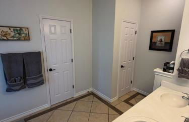 Family Friendly, Relaxing home in Great Location - Foto 17