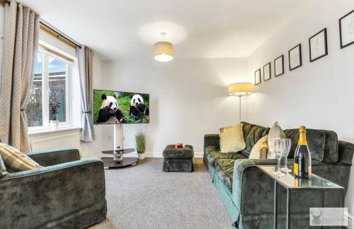 Modern 4-Bedroom Gem Family & Business Friendly - Foto 23